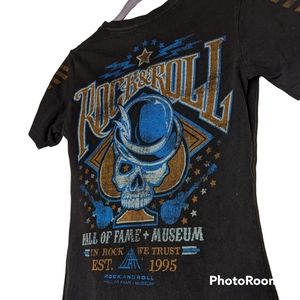 Rock and Roll Hall Of Fame Museum T Shirt Womens Sz M Black Short Sleeve V-Neck